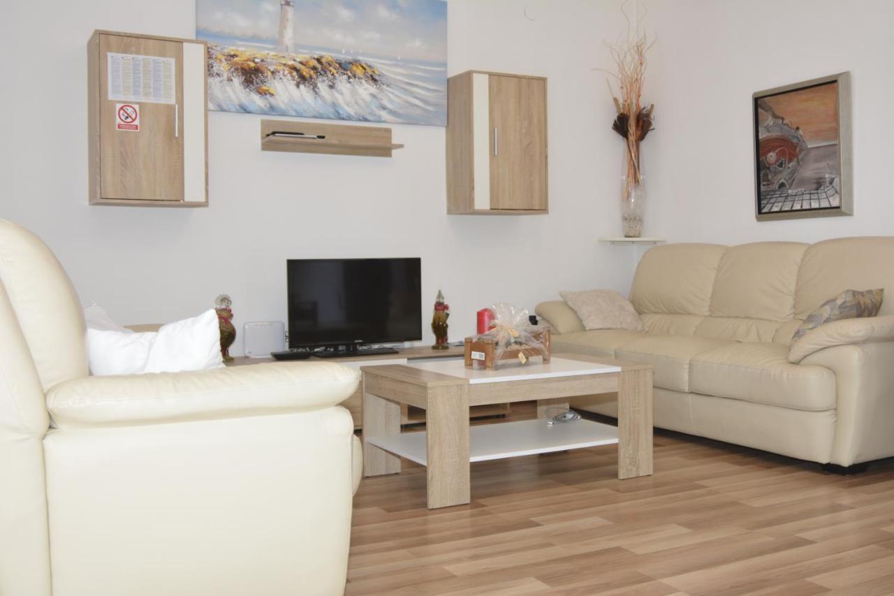 Apartment Lana Senj  Exteriér fotografie